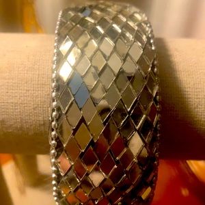 AUTHENTIC ERICKSON BEAMON BANGLE!!